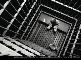 Court Condemns Homophobic Treatment in Prisons